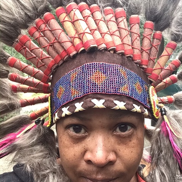 Stunning Hand Beaded Balinese Headdress 💕 - Picture 7 of 8